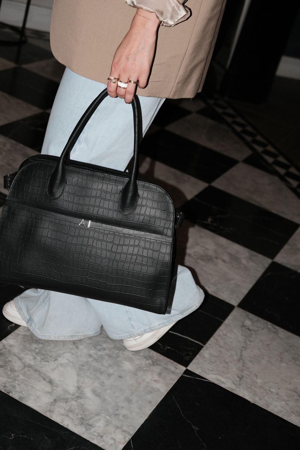 MANHATTAN NEGRO CROCO