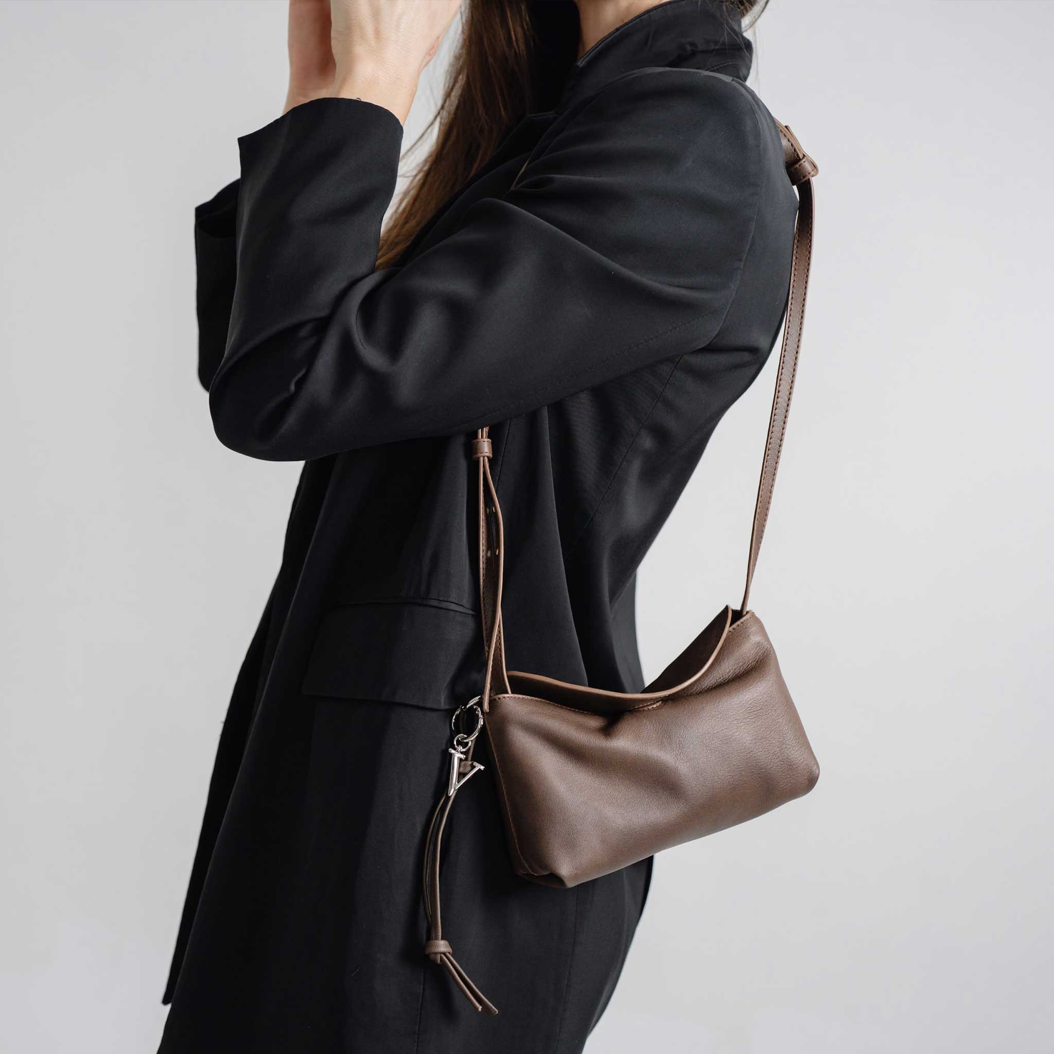 Shoulder Bag Aura